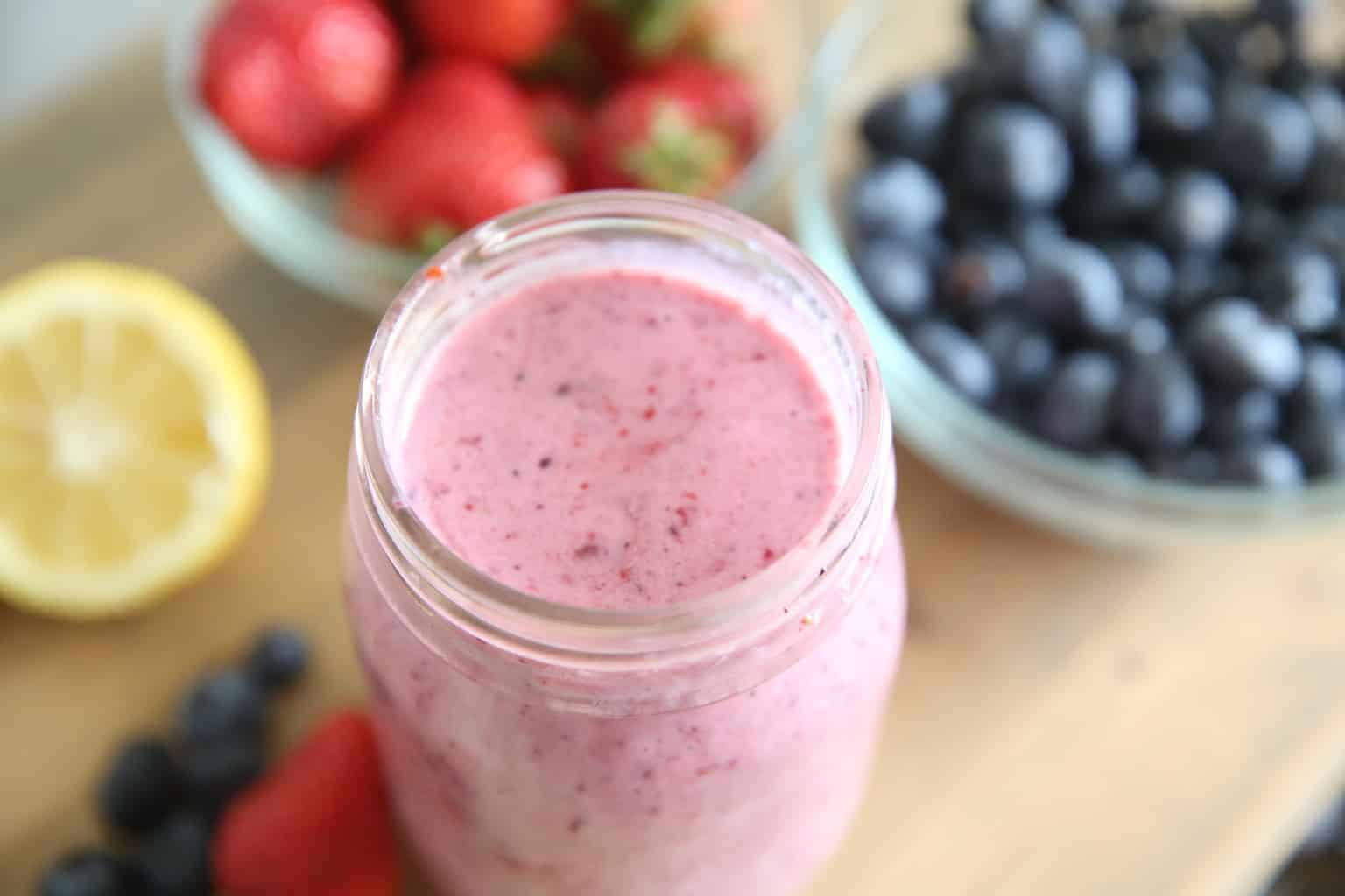 lemon berry smoothie