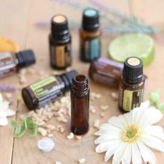 LEARN HOW TO MAKE THE ULTIMATE STRESS AND ANXIETY ROLLER BOTTLE. APPLYING ESSENTIAL OILS TOPICALLY CAN HELP WITH THE BODIES STRESS RESPONSE AND PROMOTE CALMNESS.