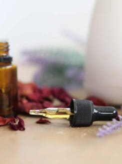 The best essential oils for stress, anxiety, fear, and anger.