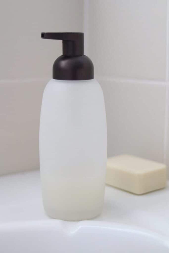 How to Make All Natural Shampoo - Our Oily House