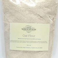 Colloidal oatmeal (oat flour), 16 oz Great for soap making