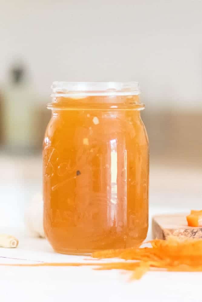 organic bone broth in mason jar for chicken bone broth soup