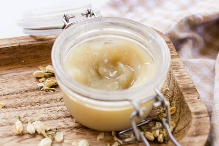 Curl enhancing cream.