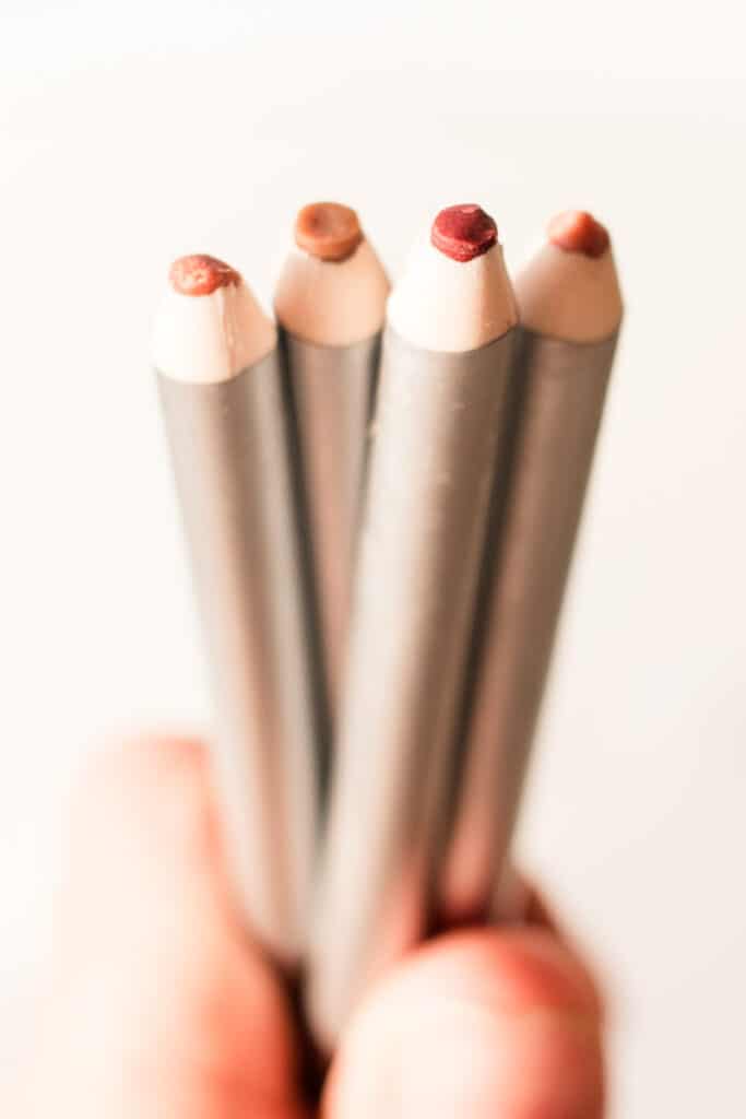 DIY lip liners