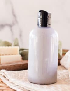 Hard water buildup shampoo in a reusable squeeze bottle.