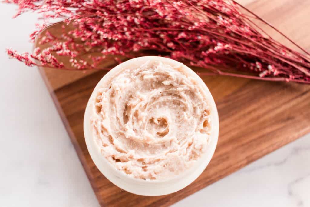 Tinted moisturizer DIY.
