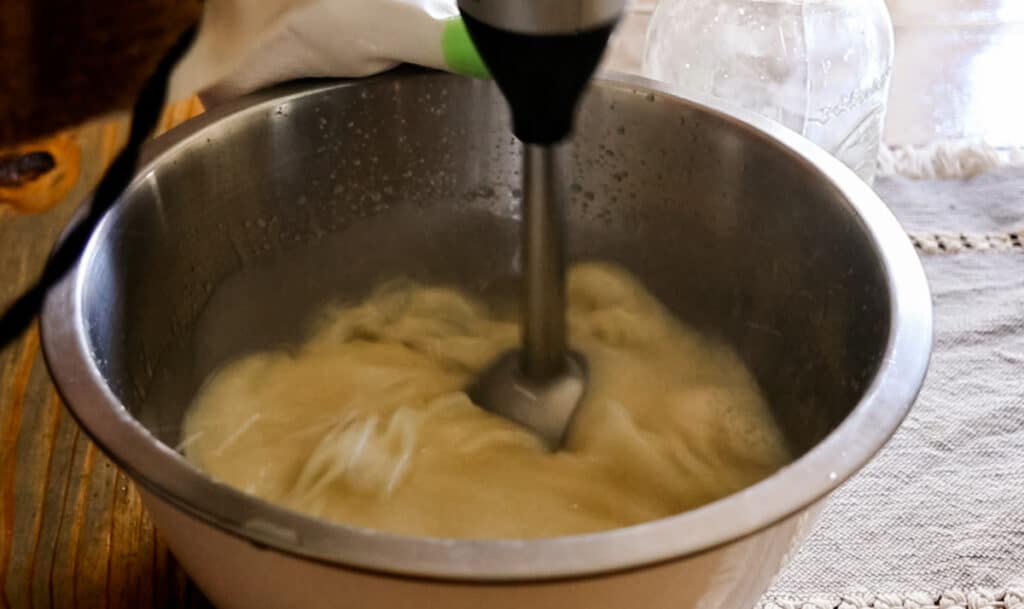 Bring soap to trace with an immersion blender.