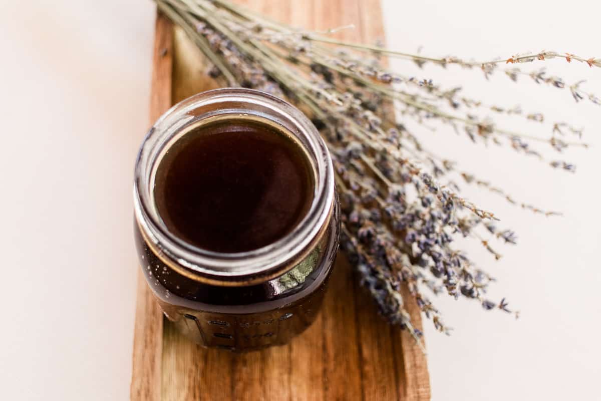 A pot of black tea for grey hair