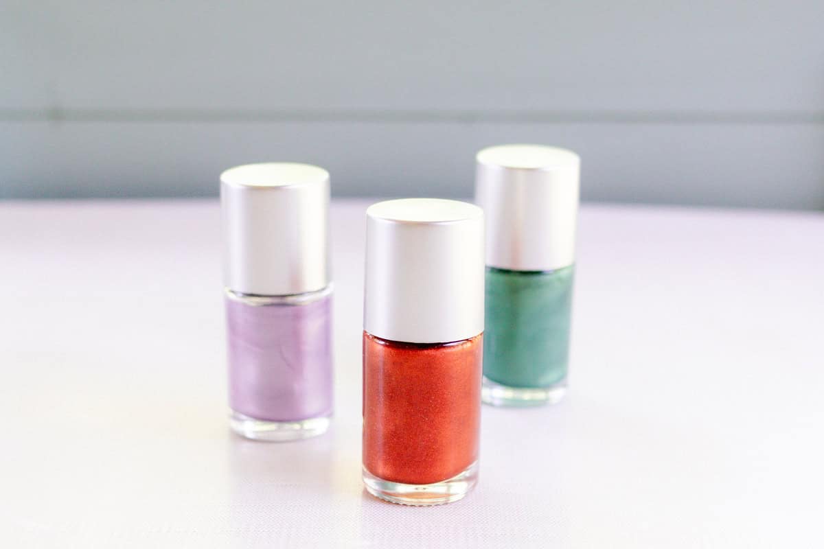 How to Make Your Own Nail Polish - Our Oily House