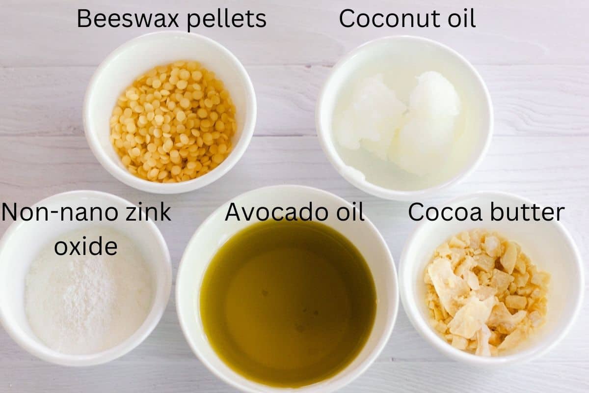 Sunscreen ingredients in small pre-portioned bowls.