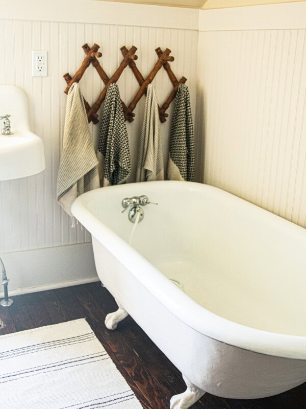 A clawfoot bathtub in a bathroom.